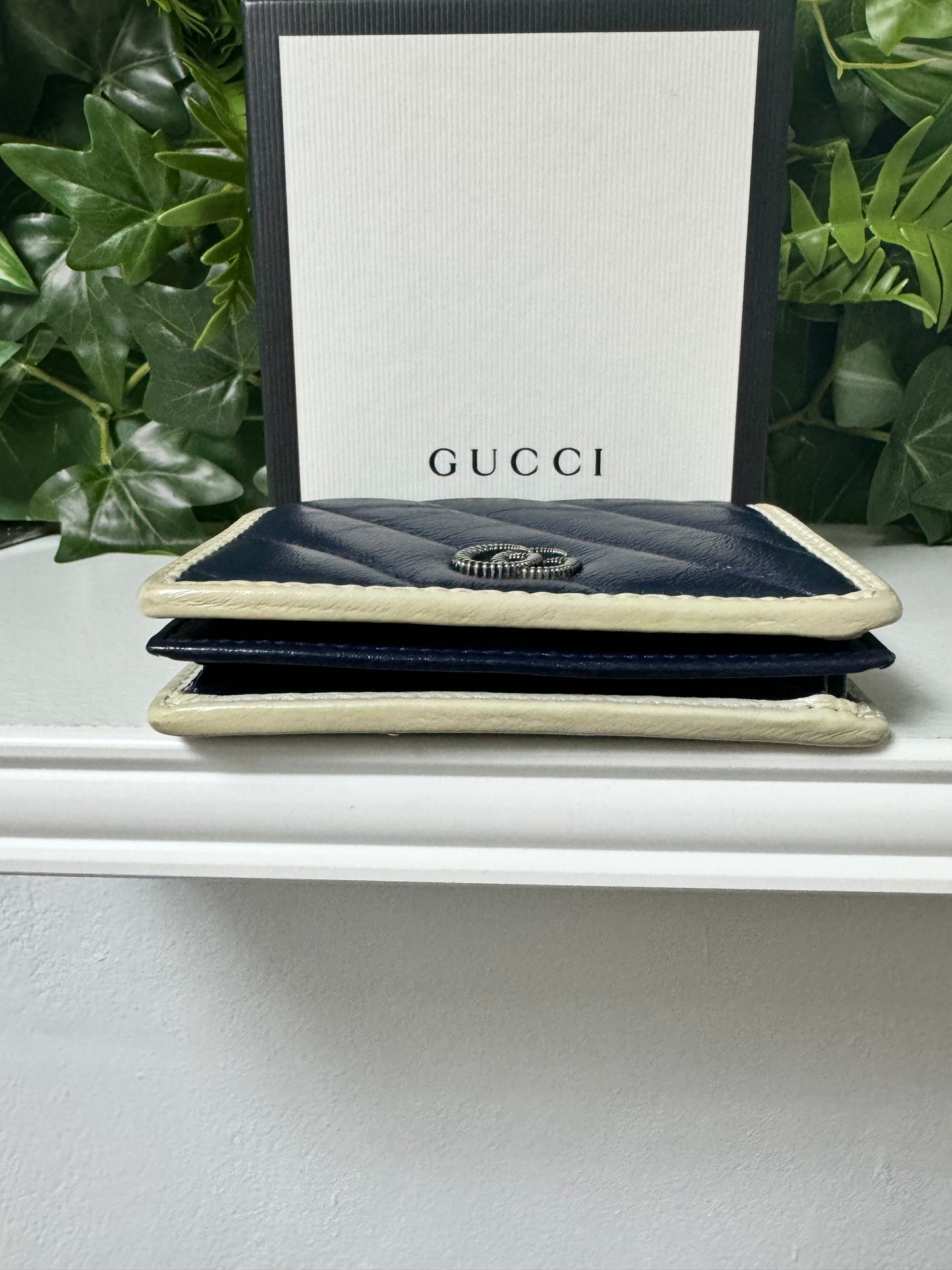 Gucci Marmont a compact Wallet